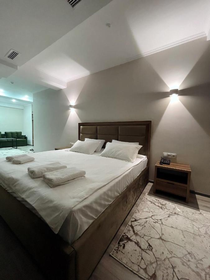 Hotel Nova บิชเคก ภายนอก รูปภาพ